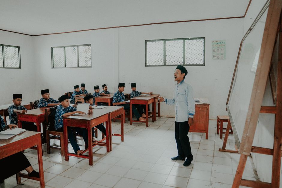 SMA atau SMK, Mana yang Lebih Cocok untuk Masa Depan Anak?