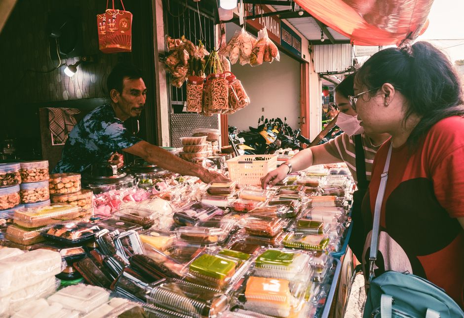 Peran UMKM dalam Perekonomian Indonesia dan Tantangannya