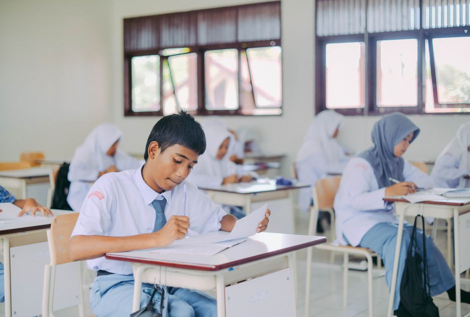 Mengenal Wajib Belajar 12 Tahun dan Tujuannya bagi Pendidikan Nasional