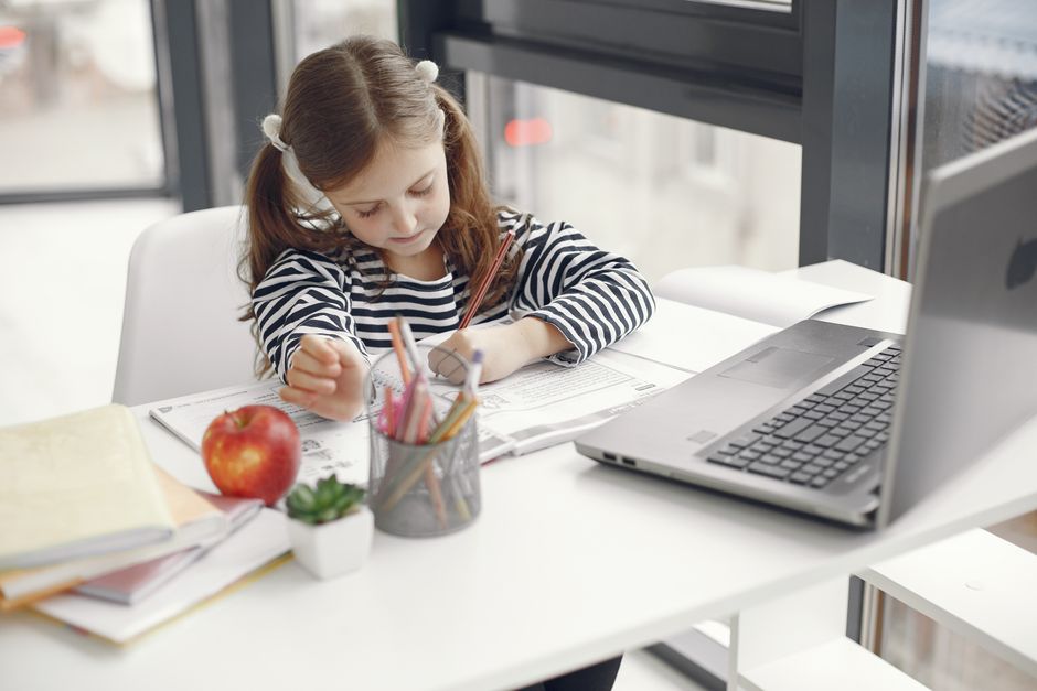 Mengenal Homeschooling: Definisi, Jenis, dan Payung Hukumnya di Indonesia
